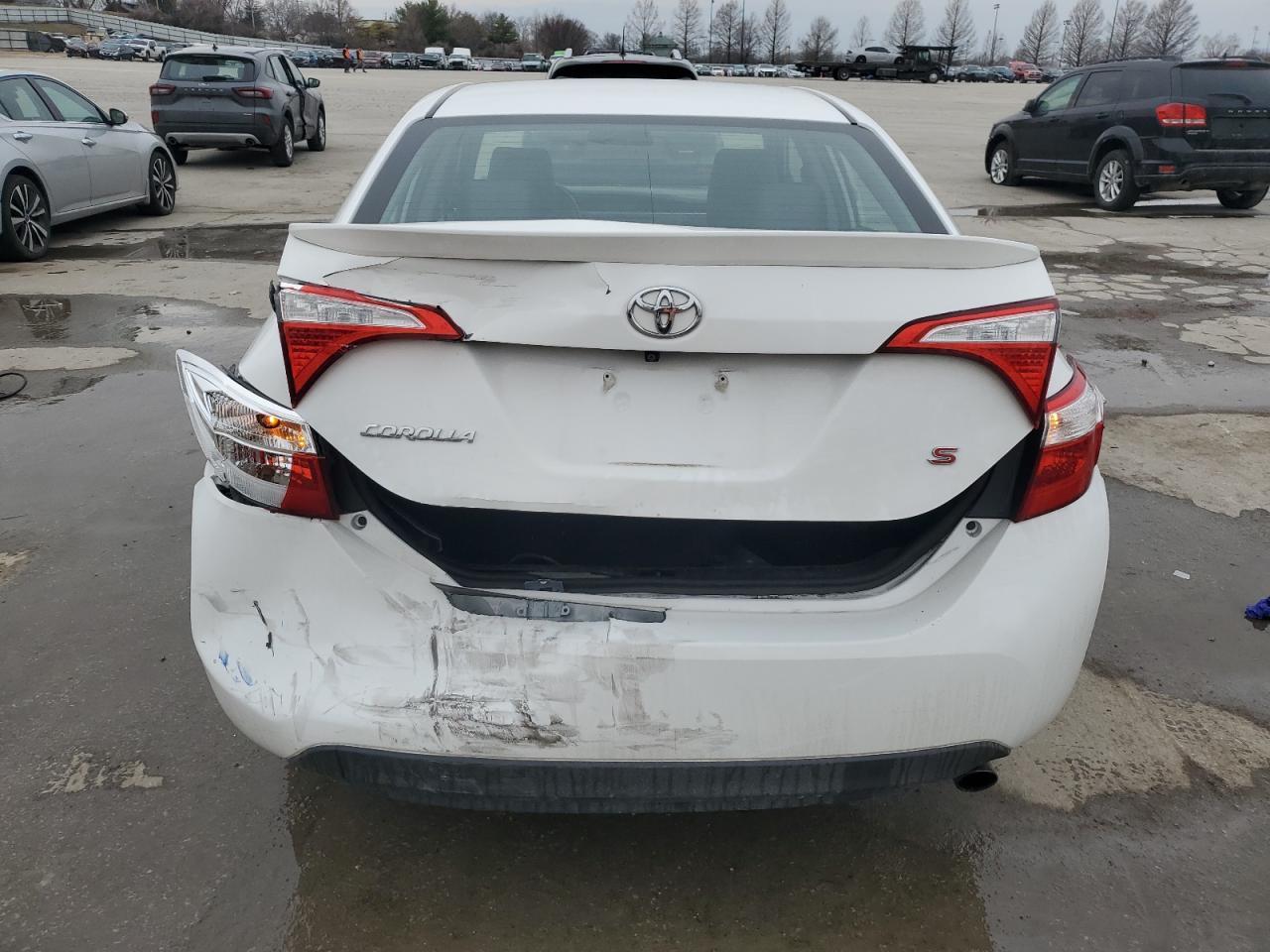 2015 TOYOTA COROLLA L - Фото 6