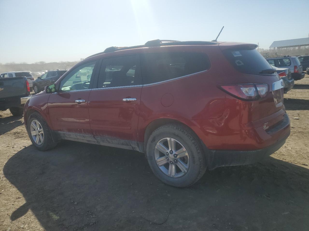 2014 CHEVROLET TRAVERSE L - Image 2