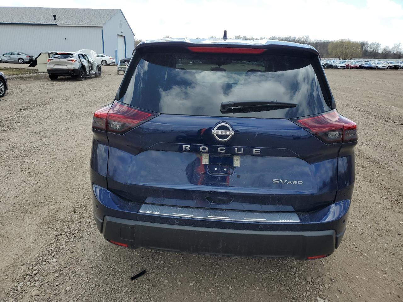 2024 NISSAN ROGUE SV - Фото 6