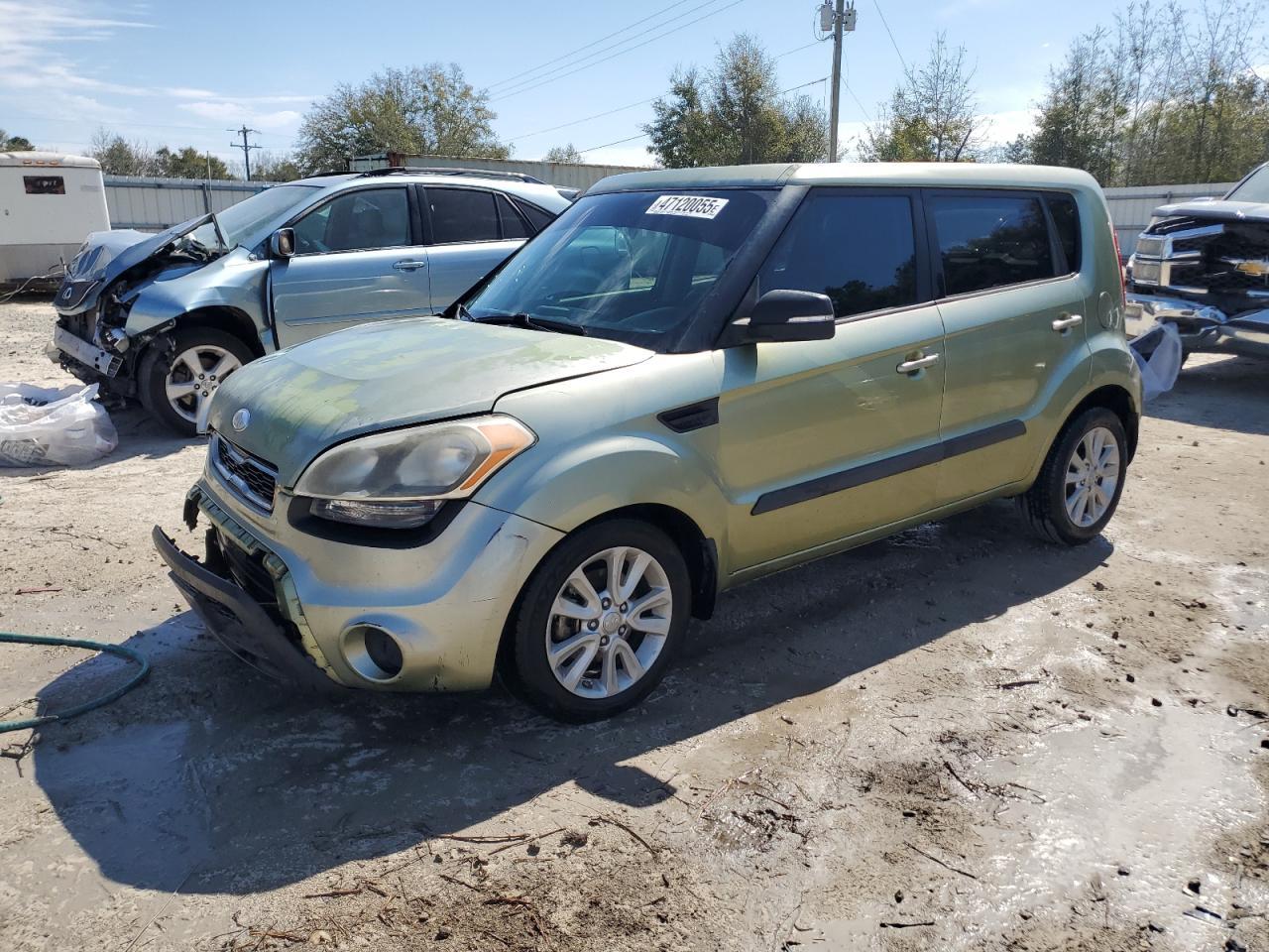 2013 KIA SOUL +