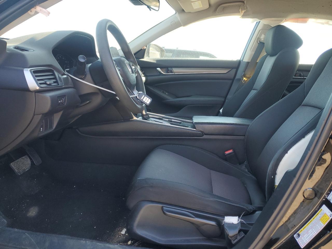 2018 HONDA ACCORD LX - Фото 7