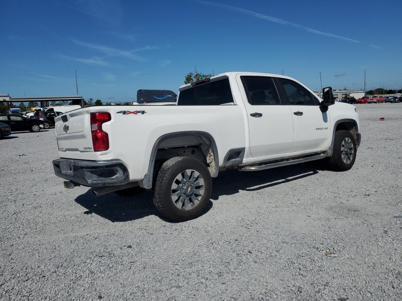 2023 CHEVROLET SILVERADO - Фото 3