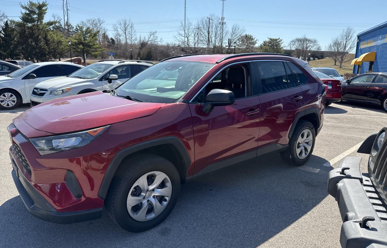 2021 TOYOTA RAV4 LE - Фото 2