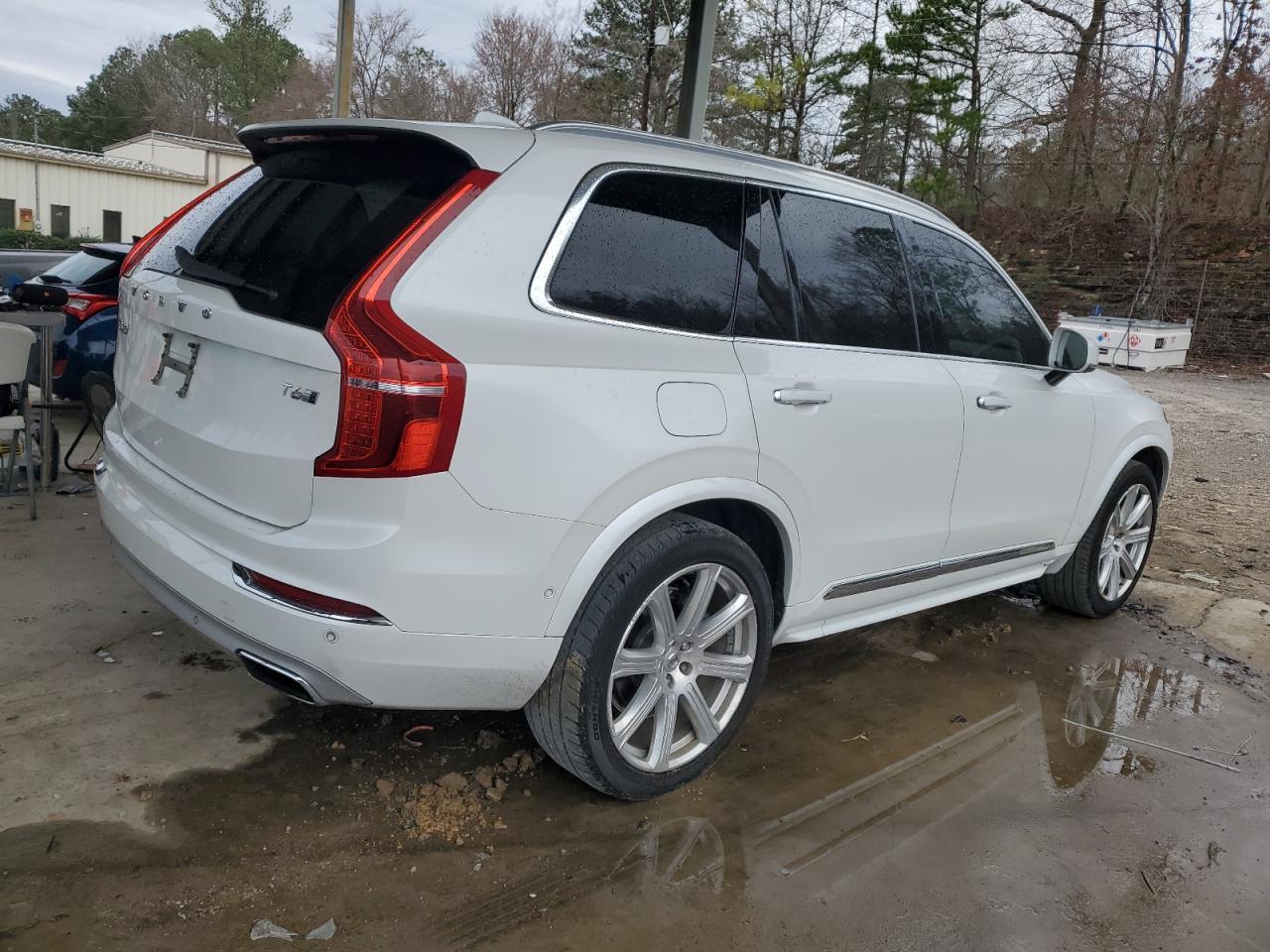 2016 VOLVO XC90 T6 - Фото 3