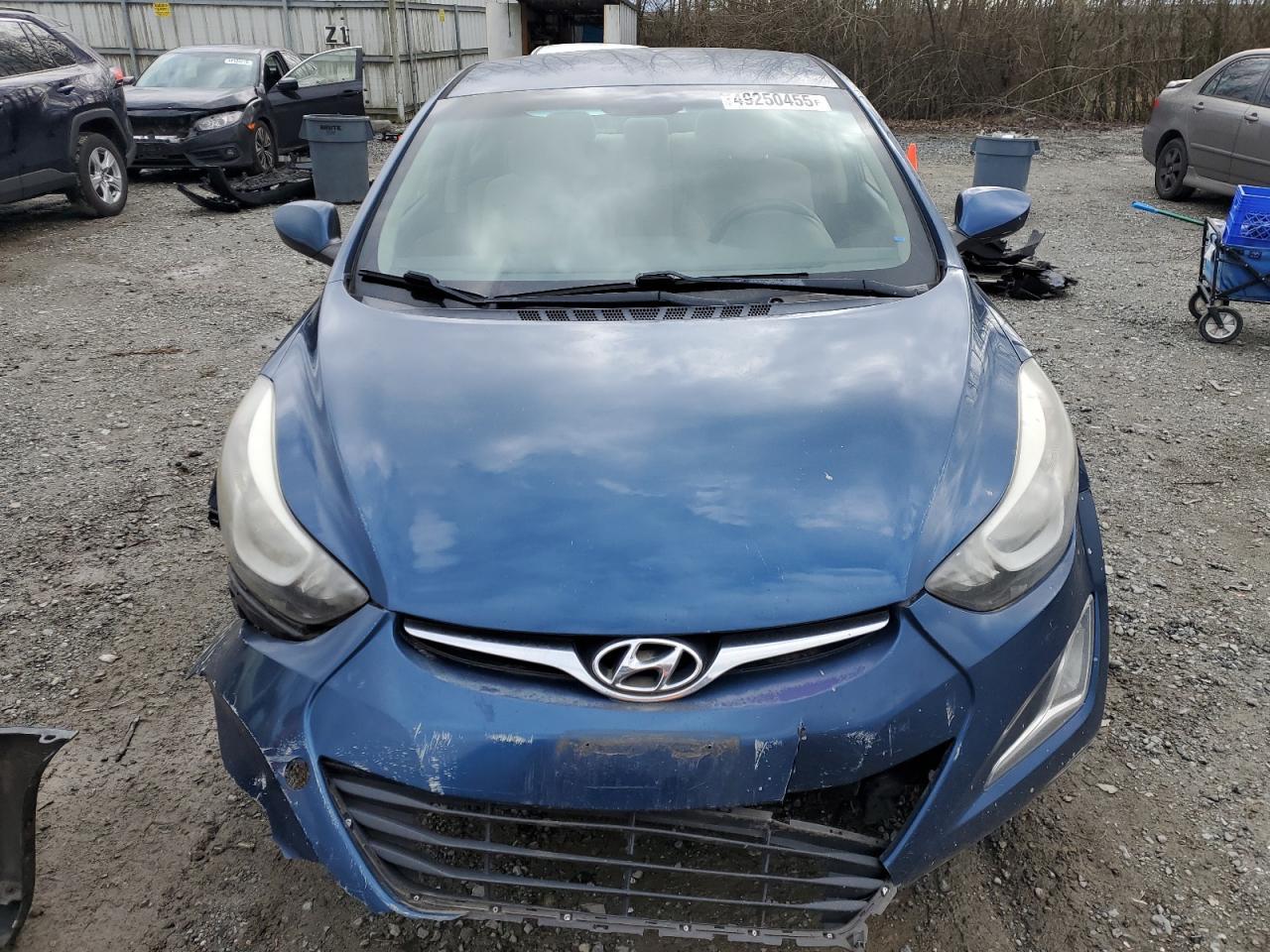 2014 HYUNDAI ELANTRA SE - Фото 5