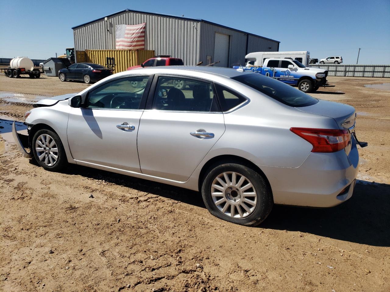 2017 NISSAN SENTRA S - Фото 2