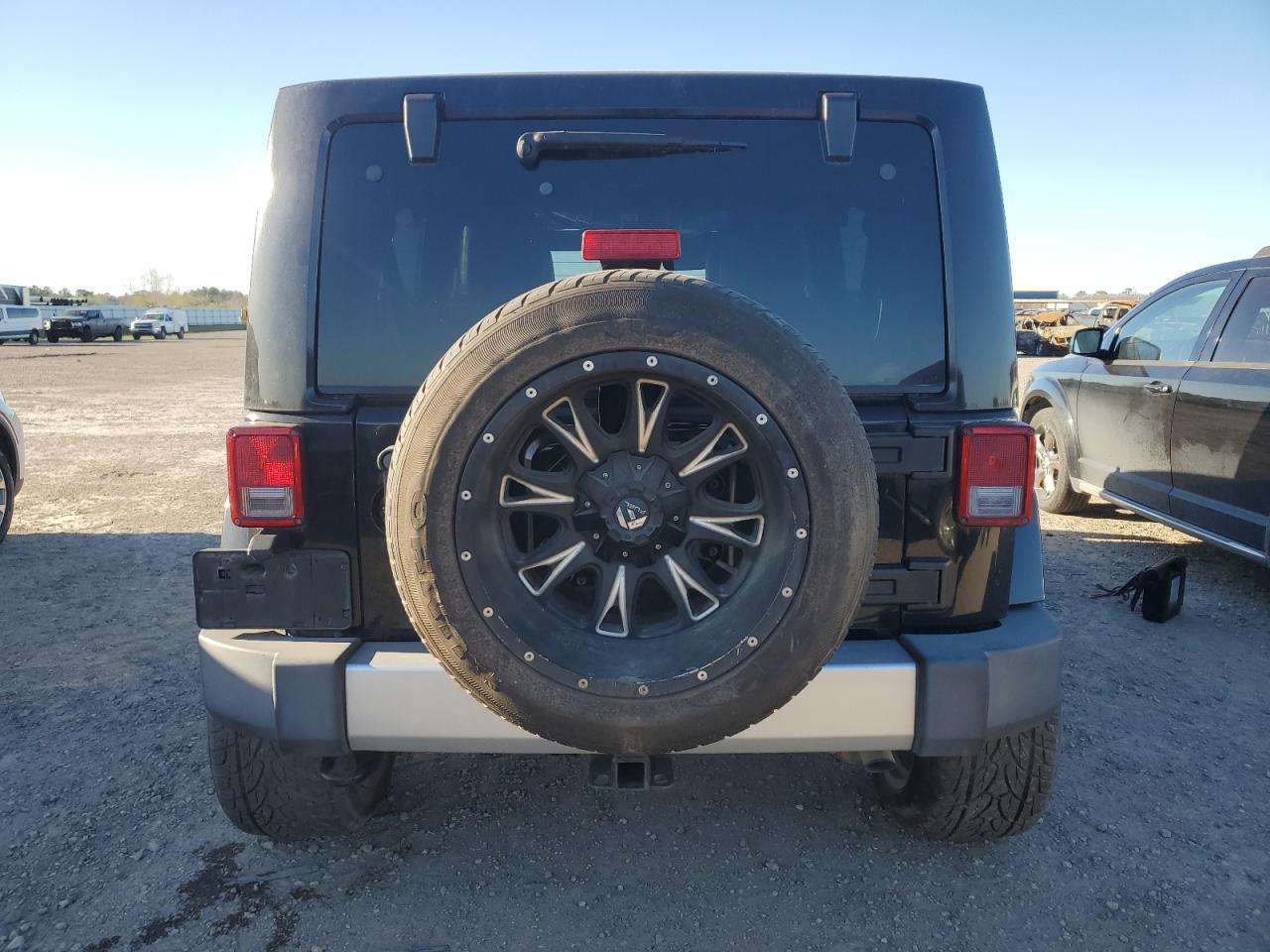 2015 JEEP WRANGLER U - Фото 6