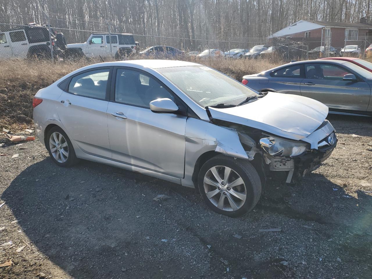 2012 HYUNDAI ACCENT GLS - Фото 4