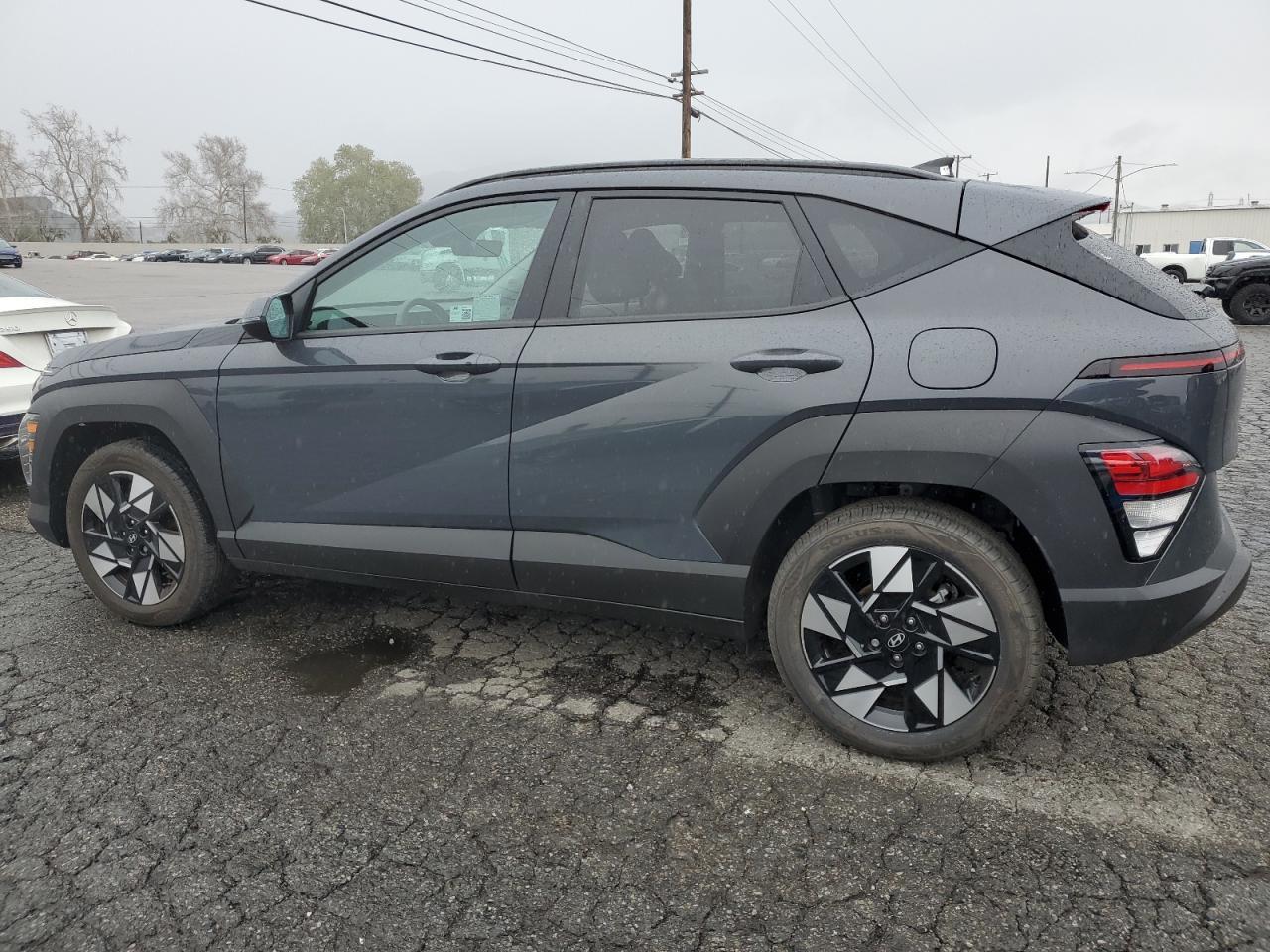 2024 HYUNDAI KONA SEL - Фото 2