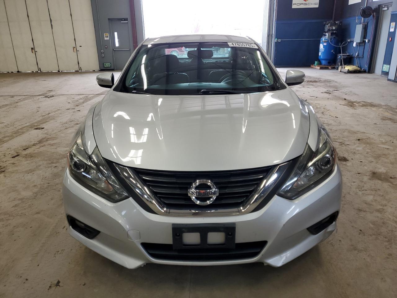 2016 NISSAN ALTIMA 2.5 - Фото 5