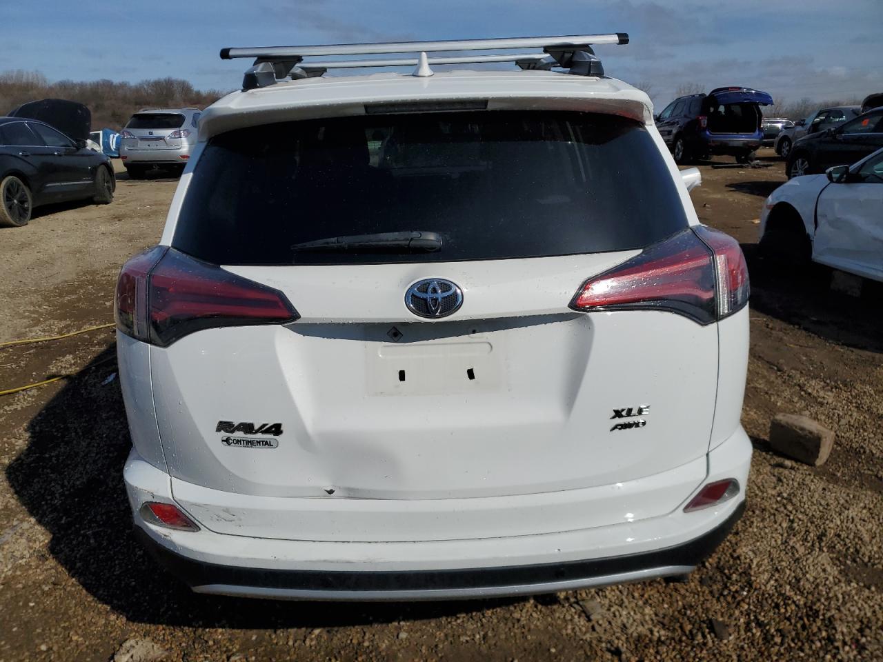 2016 TOYOTA RAV4 XLE - Фото 6