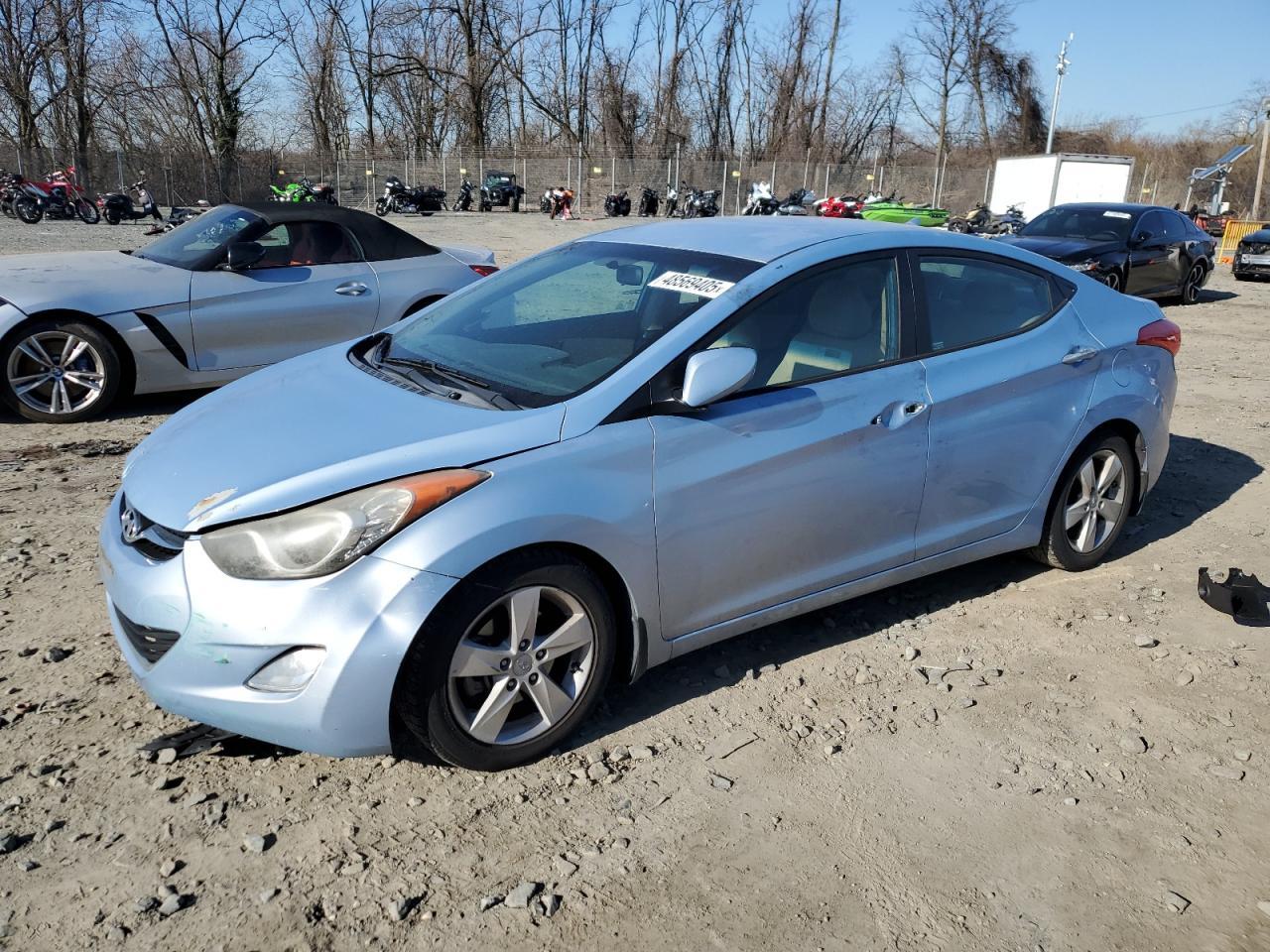 2013 HYUNDAI ELANTRA GL