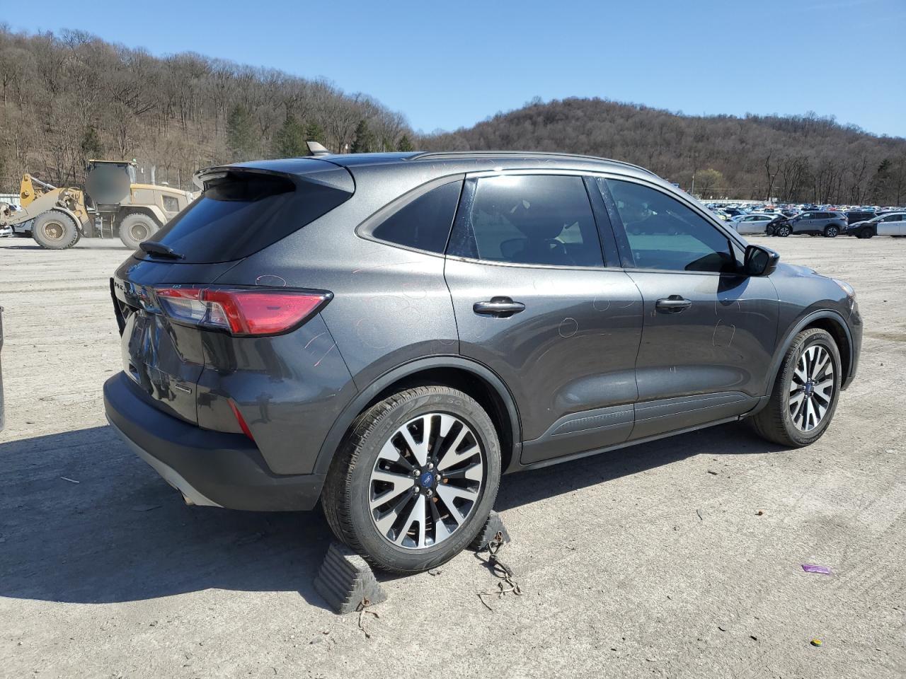 2020 FORD ESCAPE SE - Image 3