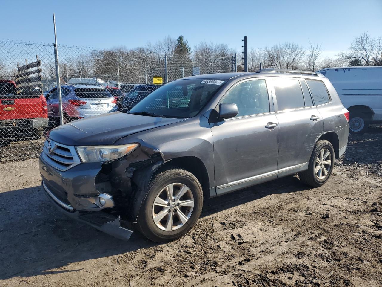2011 TOYOTA HIGHLANDER