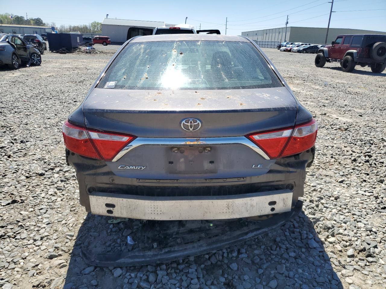 2016 TOYOTA CAMRY LE - Фото 6