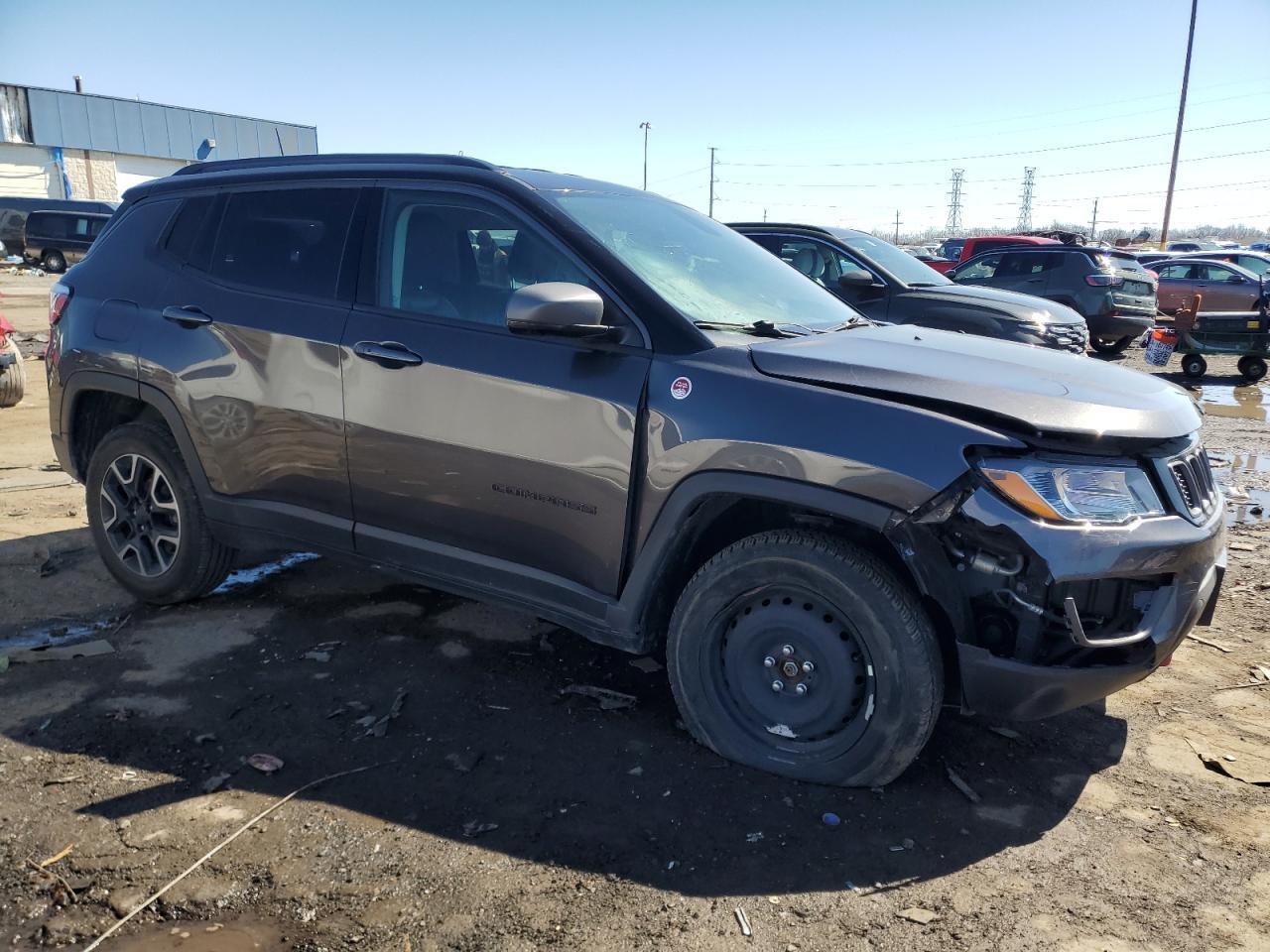 2019 JEEP COMPASS TR - Фото 4