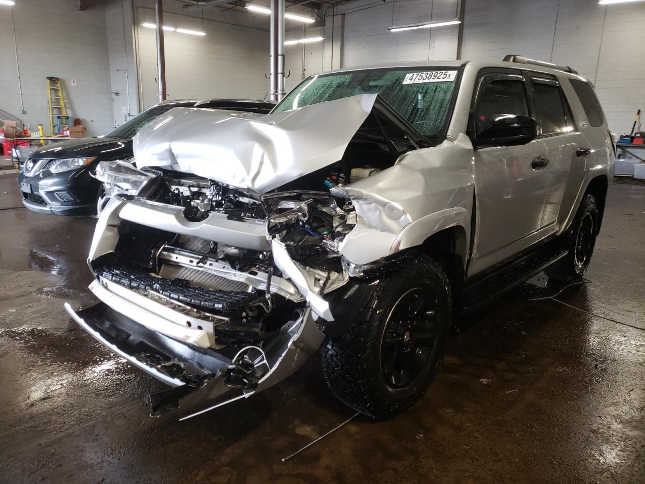 2019 TOYOTA 4RUNNER SR