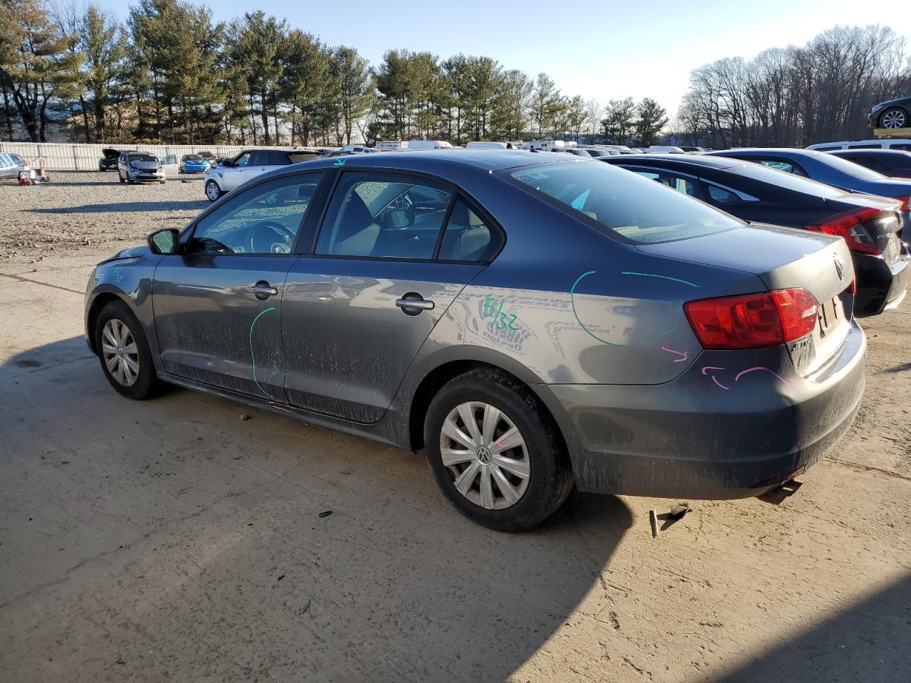 2013 VOLKSWAGEN JETTA BASE - Фото 2