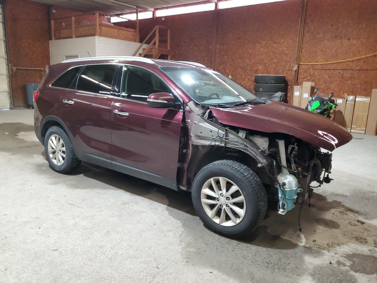 2017 KIA SORENTO LX - Фото 4