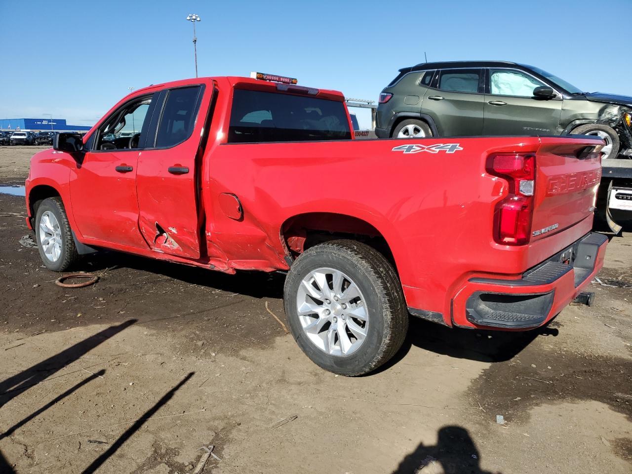 2019 CHEVROLET SILVERADO - Фото 2