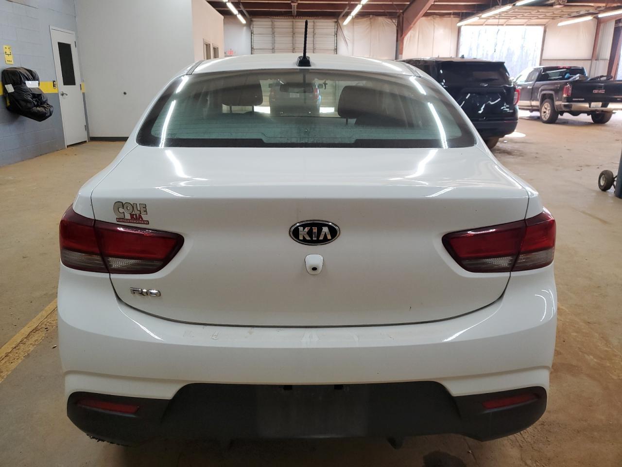 2020 KIA RIO LX - Фото 6