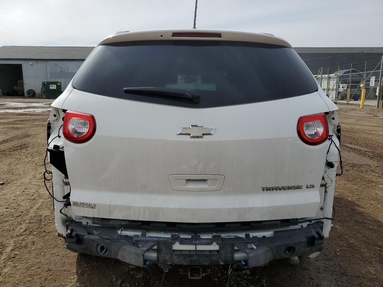 2012 CHEVROLET TRAVERSE L - Image 6