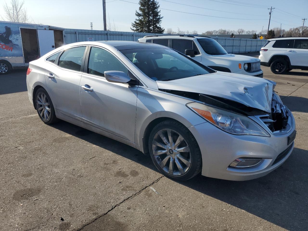2012 HYUNDAI AZERA GLS - Image 4
