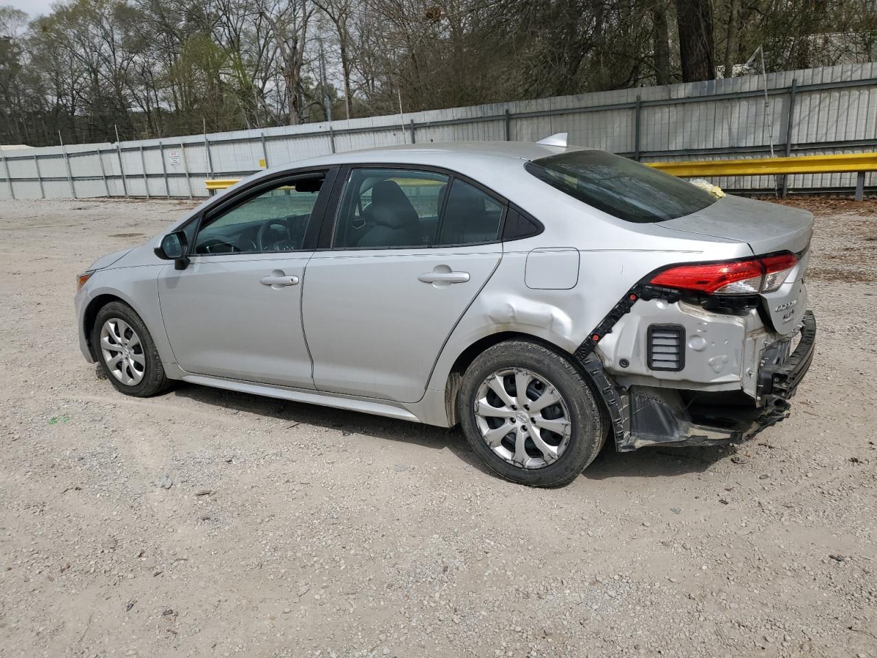 2021 TOYOTA COROLLA LE - Фото 2