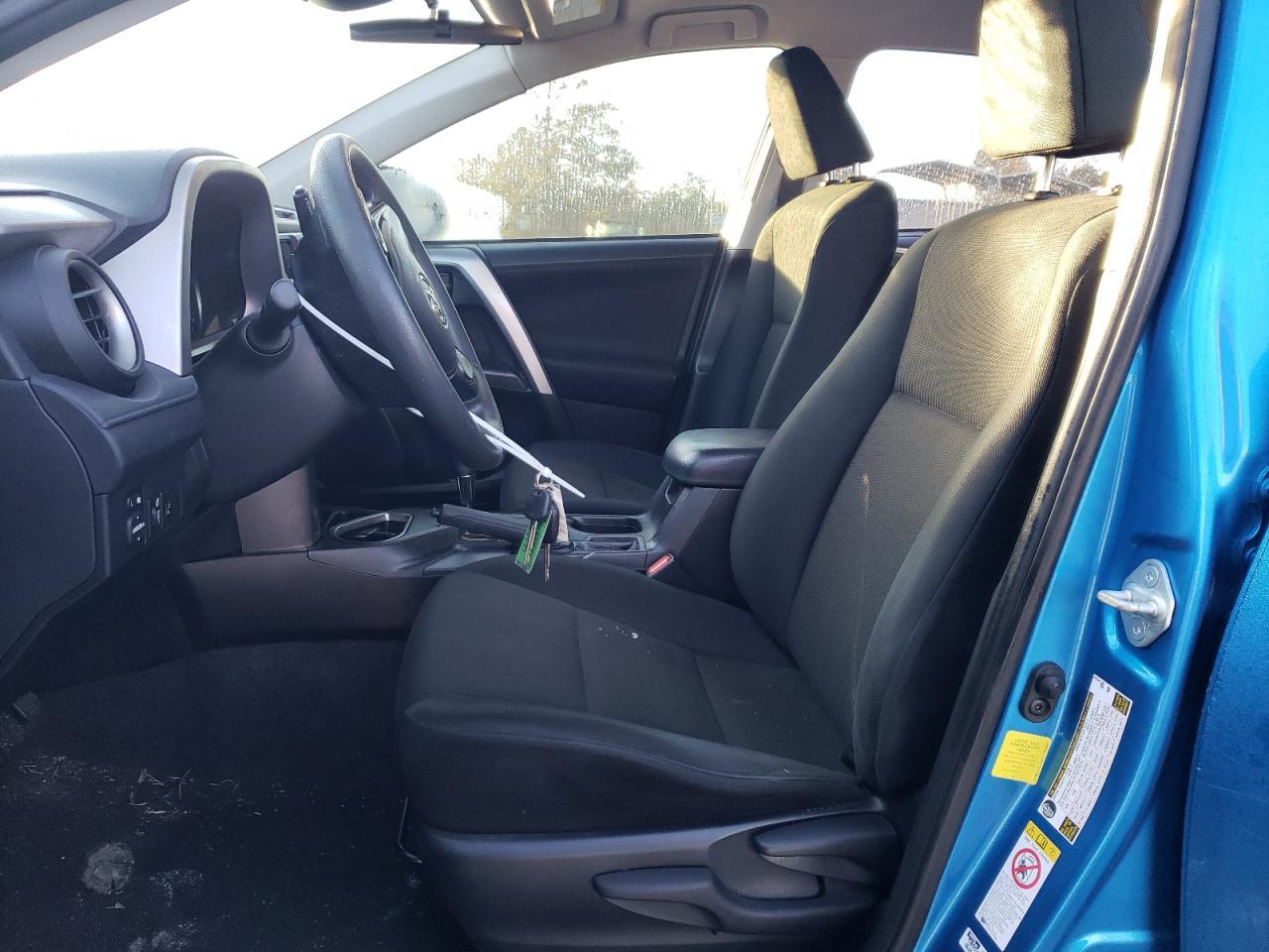 2017 TOYOTA RAV4 LE - Image 7