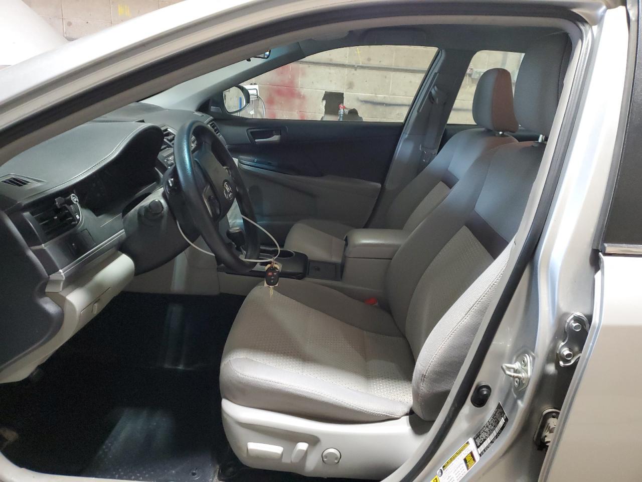 2014 TOYOTA CAMRY L - Image 7