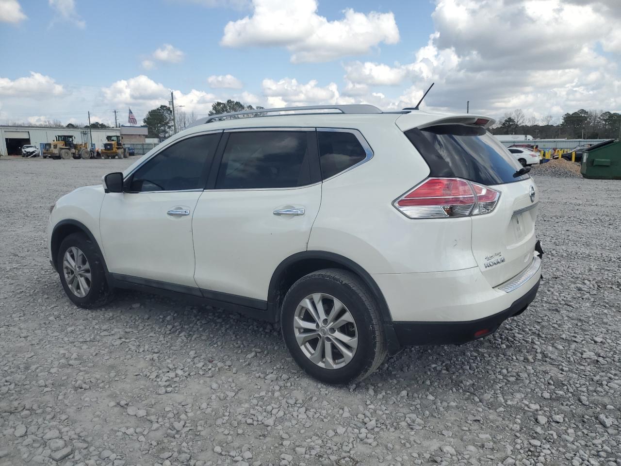 2015 NISSAN ROGUE S - Фото 2