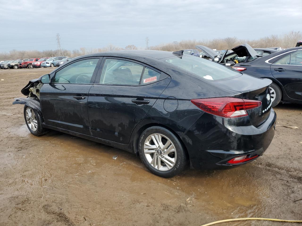 2019 HYUNDAI ELANTRA SE - Фото 2