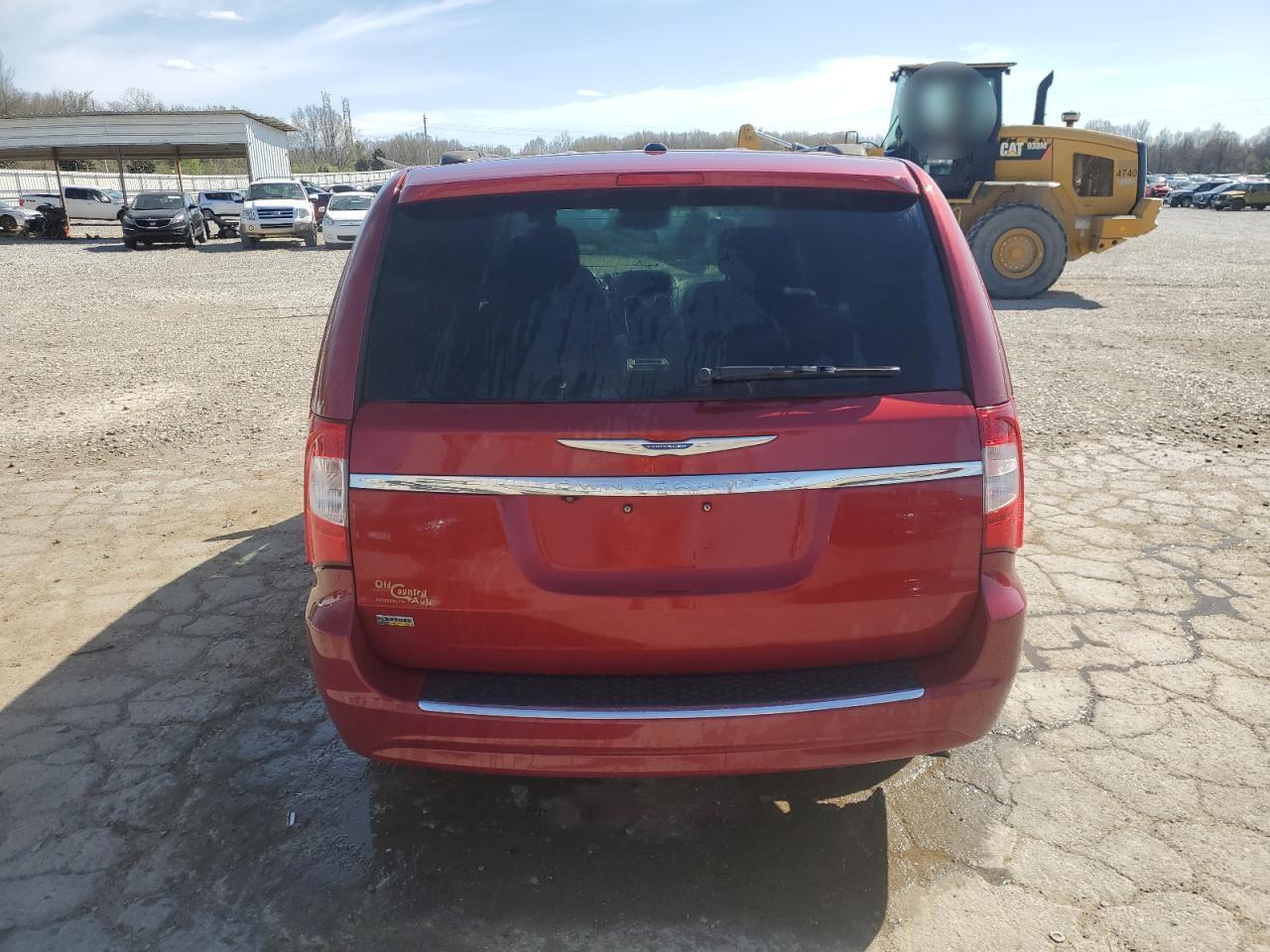 2014 CHRYSLER TOWN & COU - Image 6