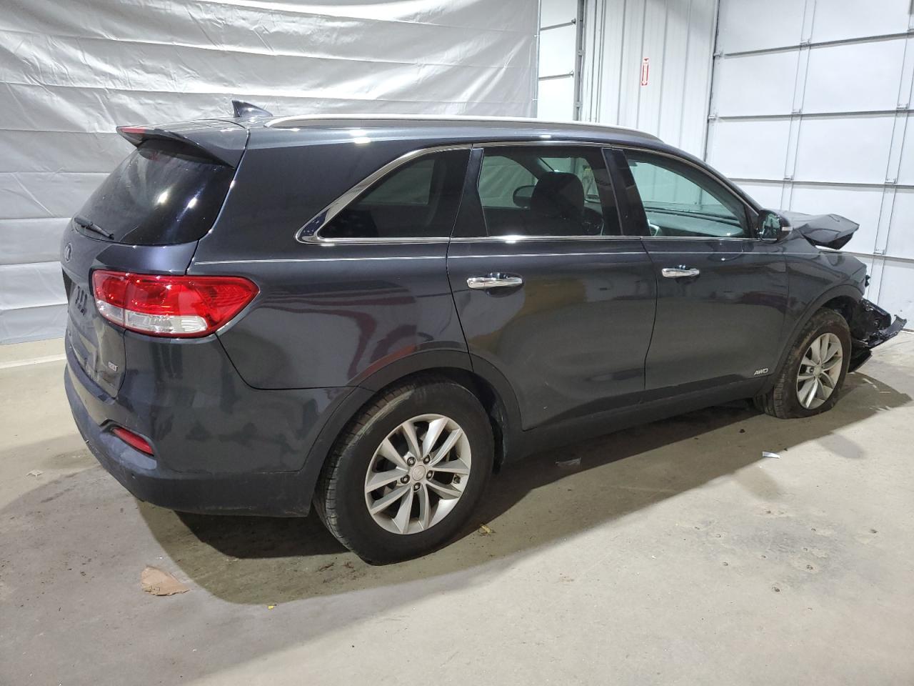 2016 KIA SORENTO LX - Image 3