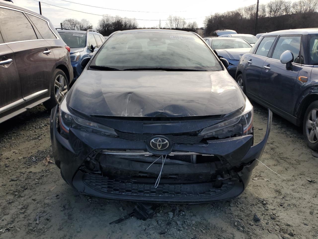 2020 TOYOTA COROLLA LE - Фото 5