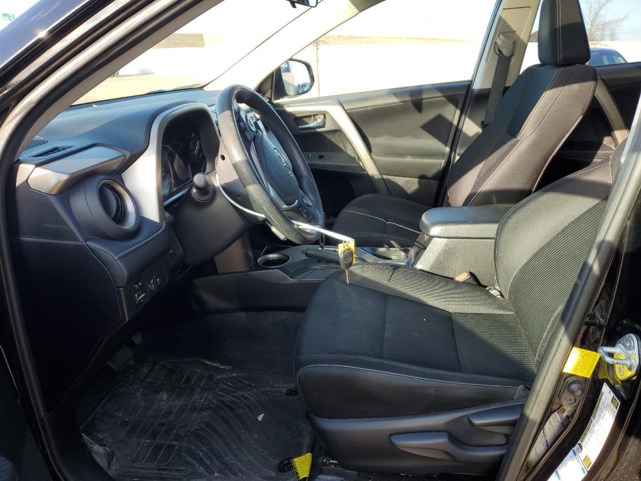2015 TOYOTA RAV4 XLE - Фото 7