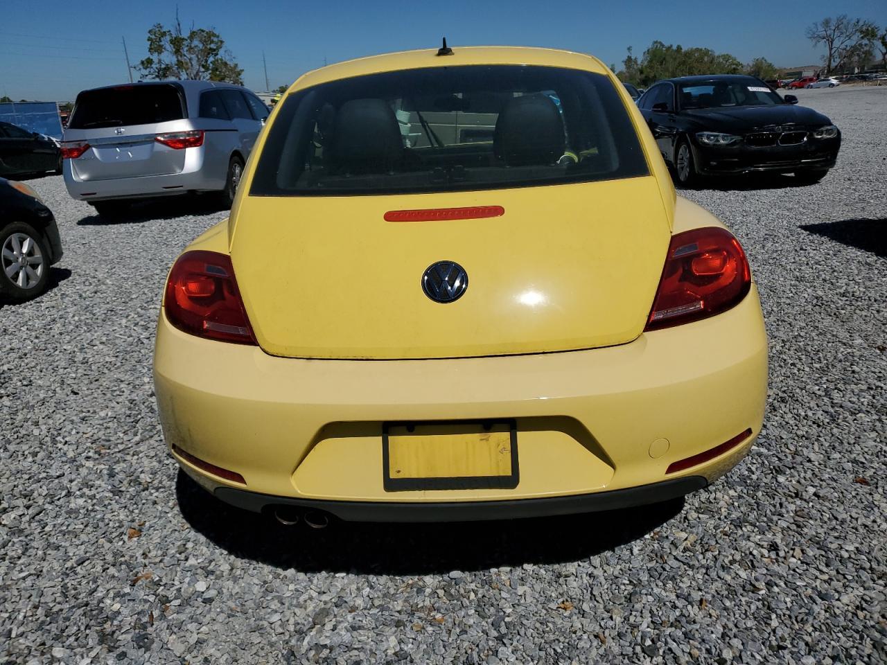 2012 VOLKSWAGEN BEETLE - Фото 6