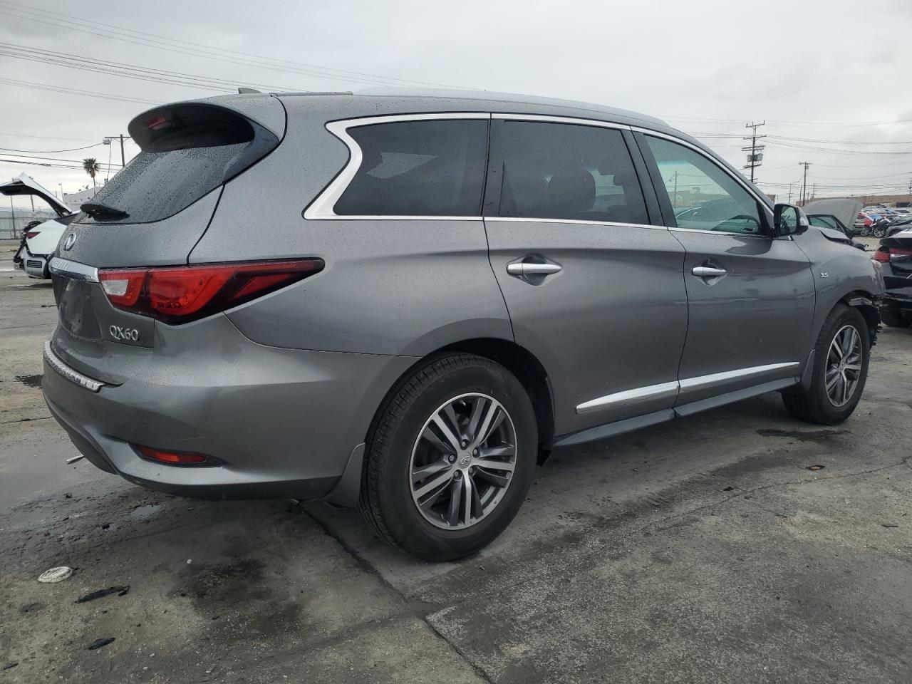 2017 INFINITI QX60 - Фото 3