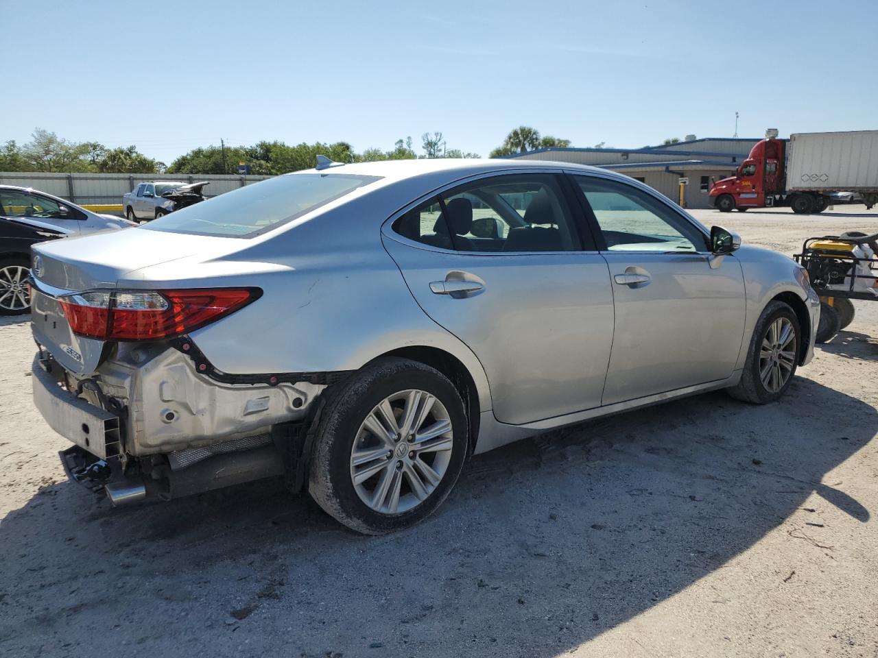 2014 LEXUS ES 350 - Image 3