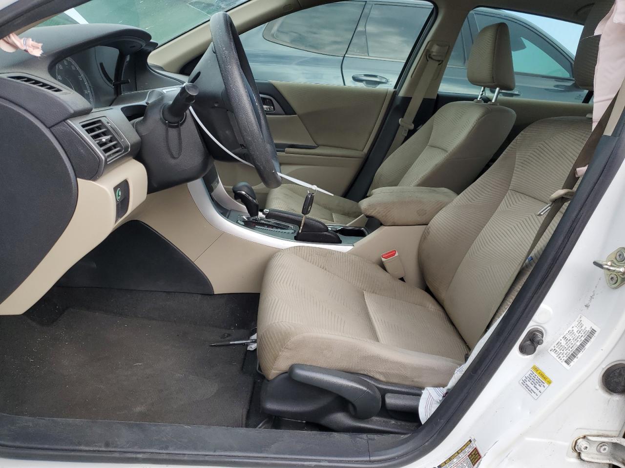 2014 HONDA ACCORD LX - Image 7