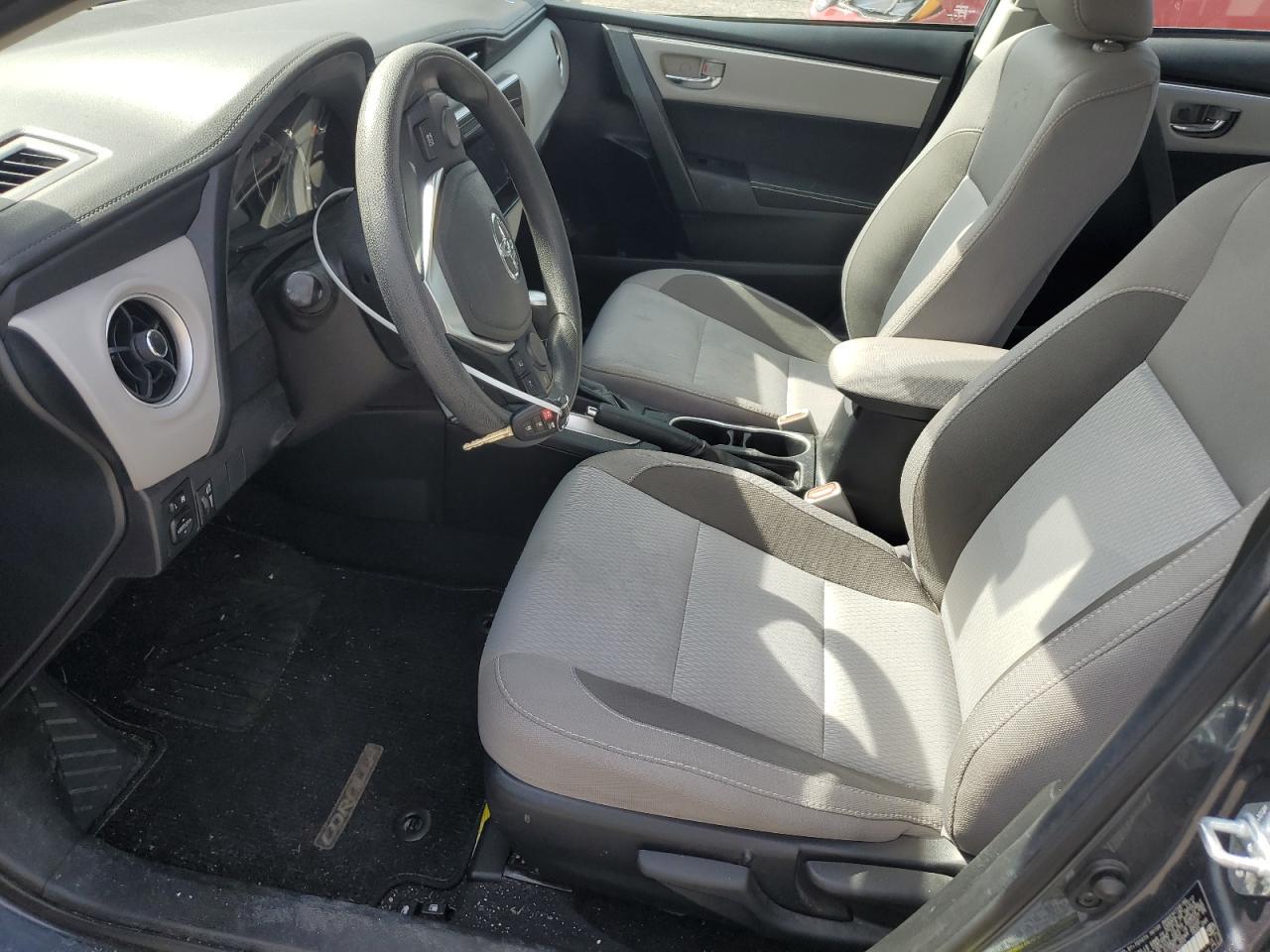 2018 TOYOTA COROLLA L - Фото 7