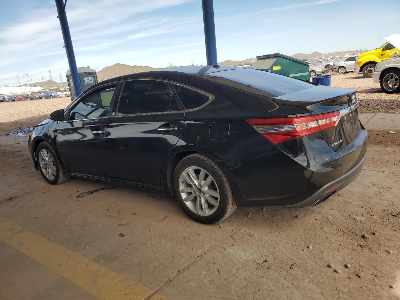 2015 TOYOTA AVALON XLE - Image 2