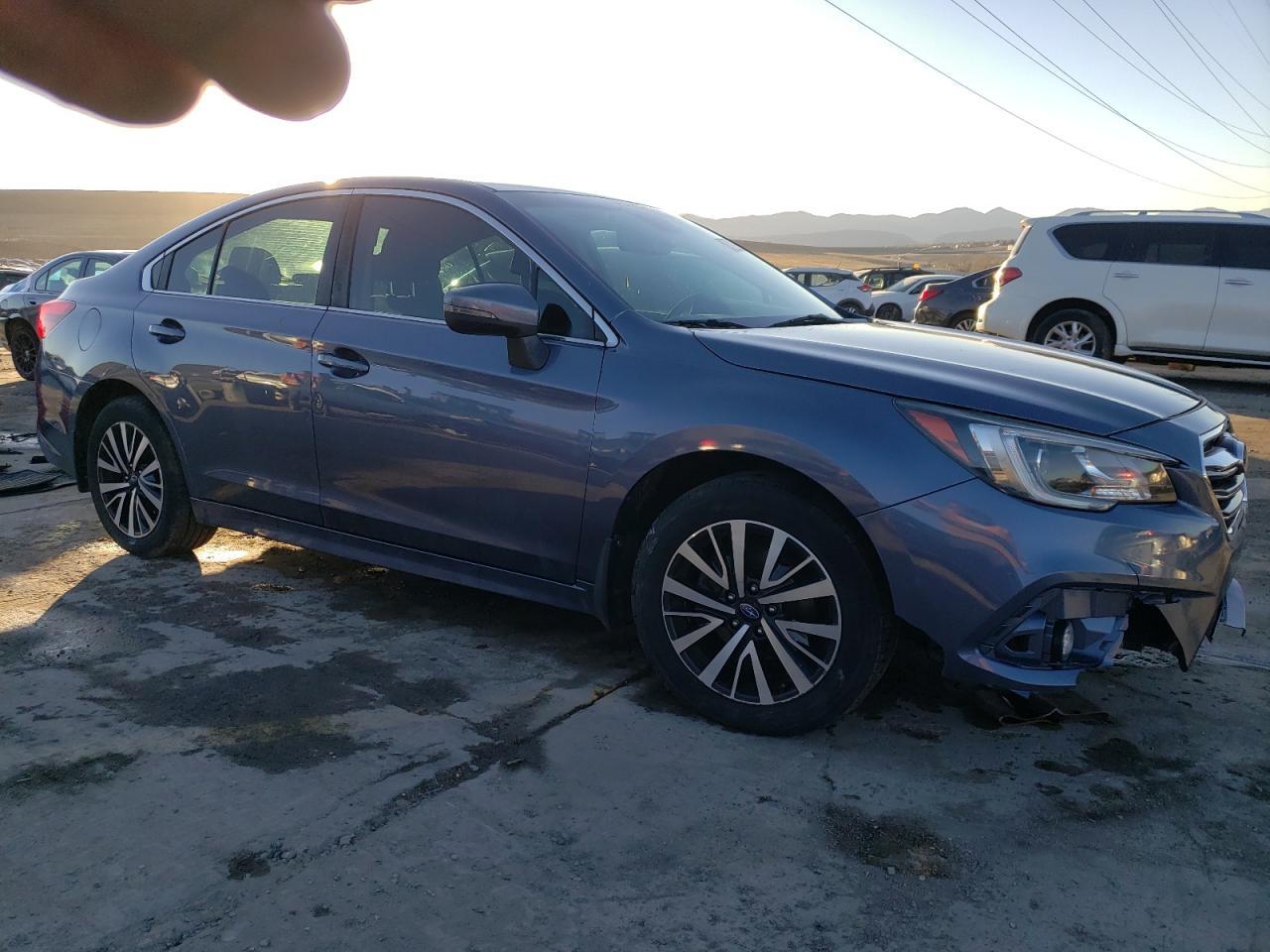 2018 SUBARU LEGACY 2.5 - Image 4
