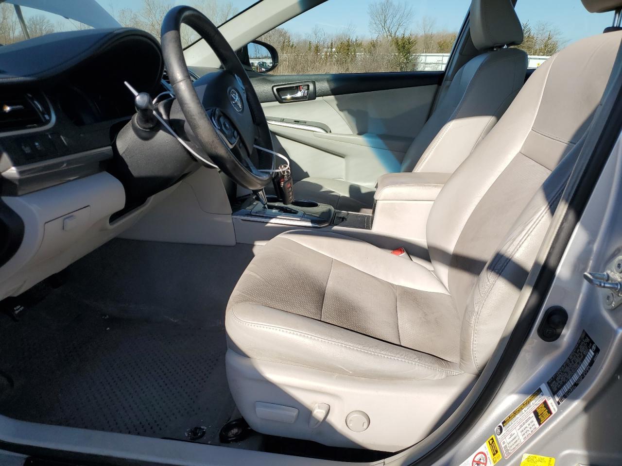 2012 TOYOTA CAMRY HYBR - Фото 7