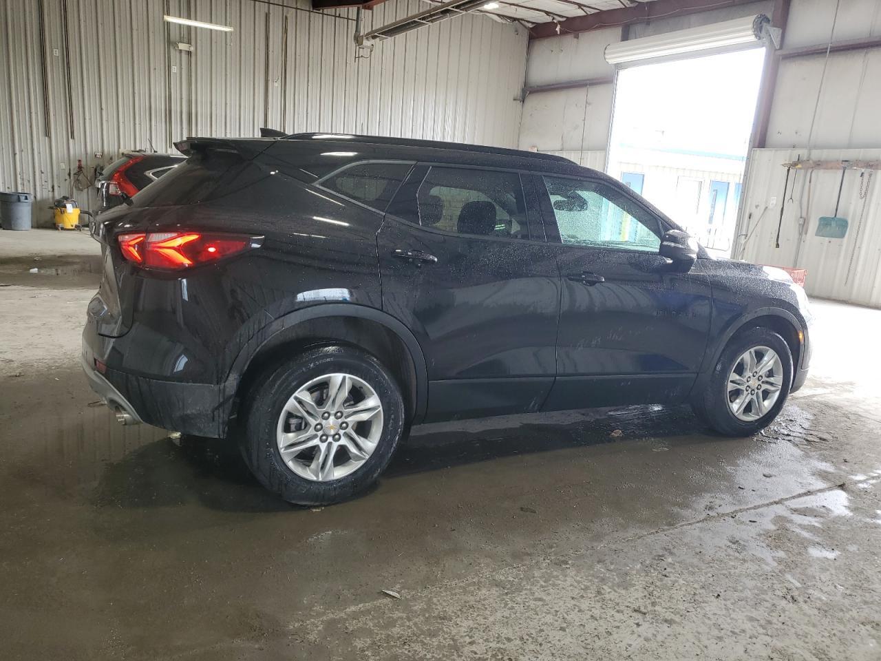 2021 CHEVROLET BLAZER 2LT - Image 3