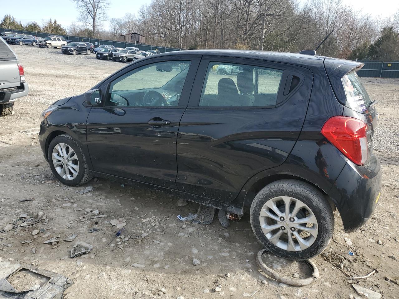 2021 CHEVROLET SPARK 1LT - Фото 2
