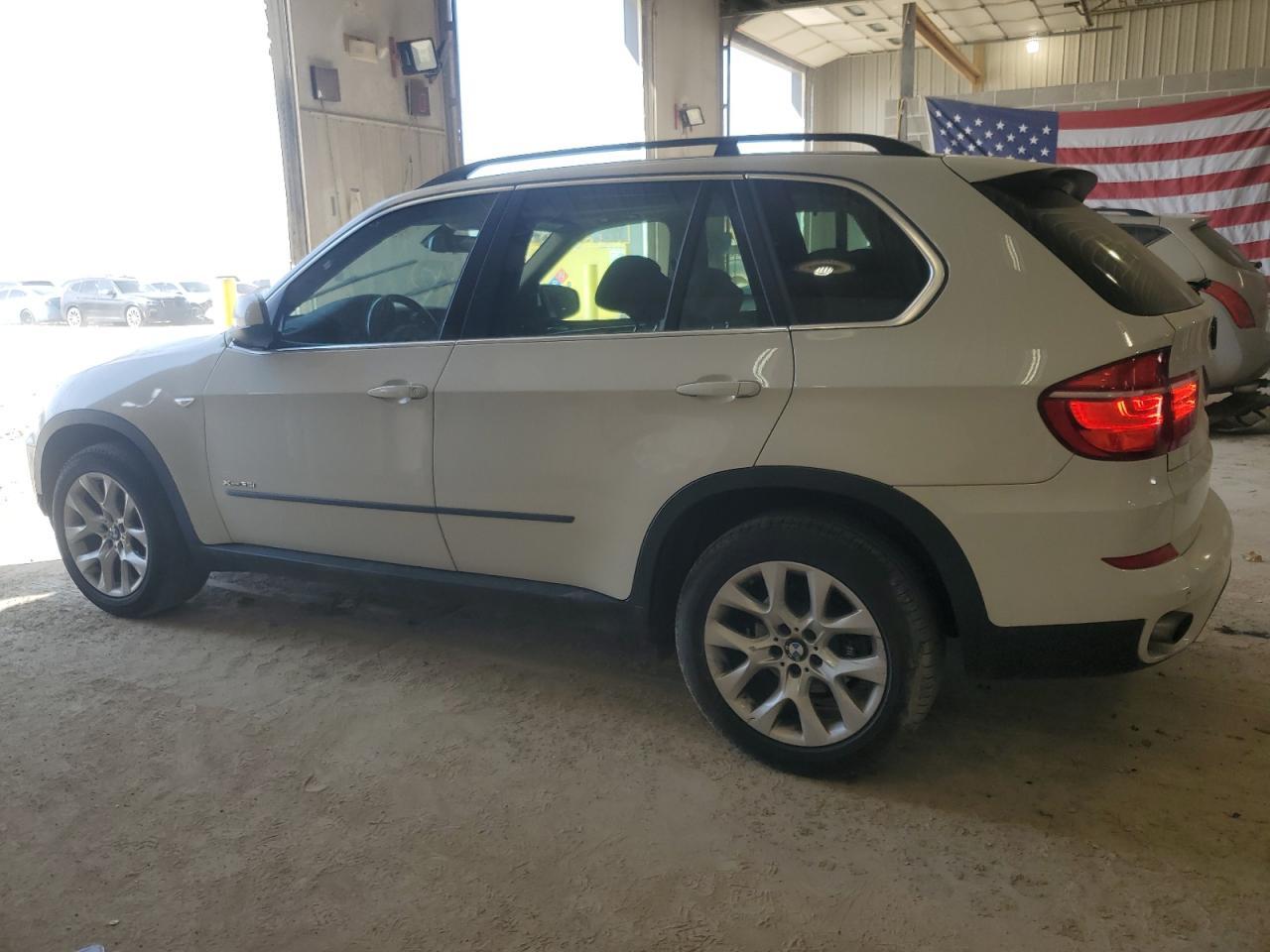 2013 BMW X5 XDRIVE3 - Фото 2