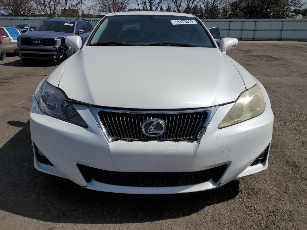 2011 LEXUS IS 250 - Image 5