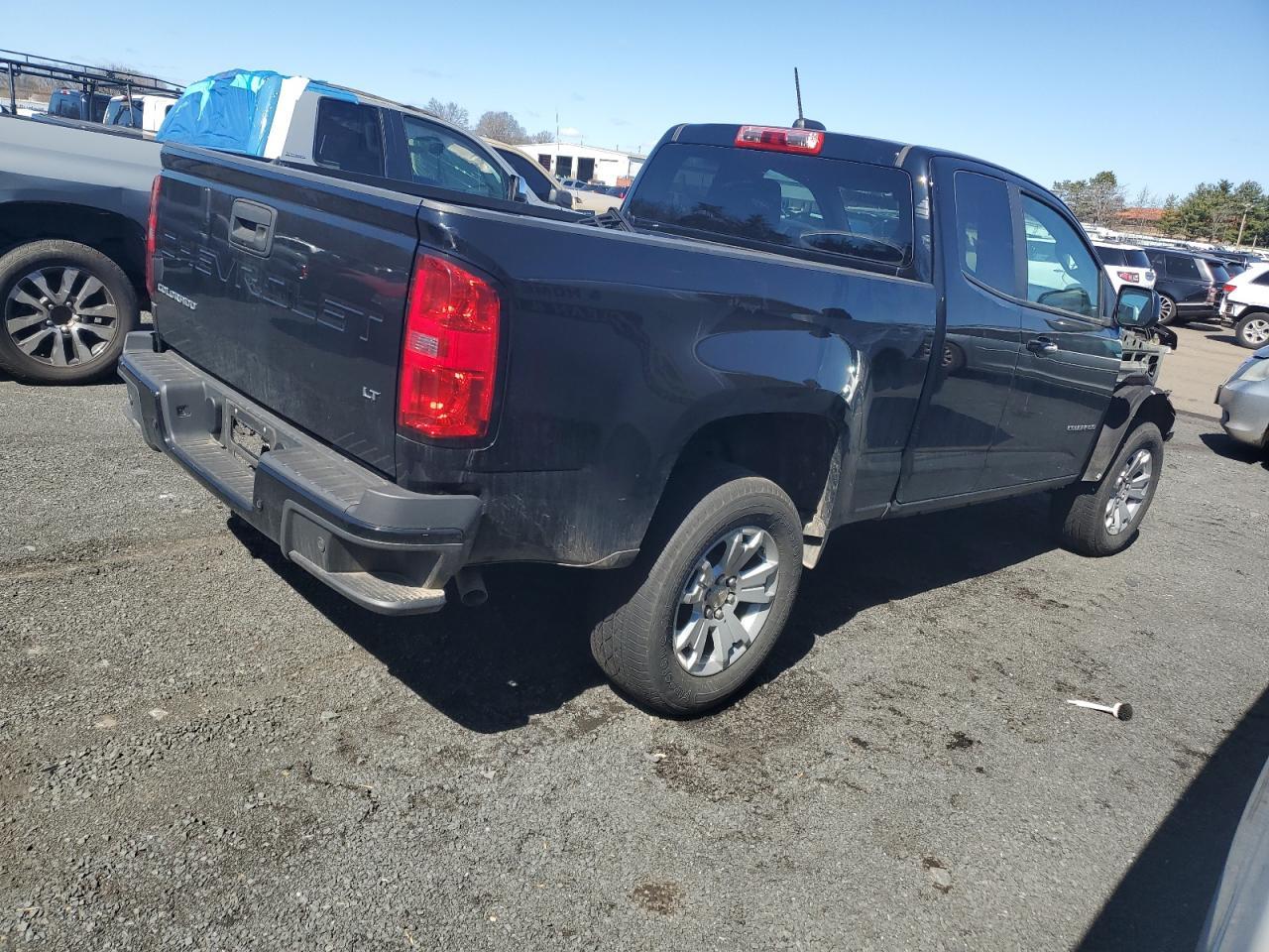 2022 CHEVROLET COLORADO L - Image 3