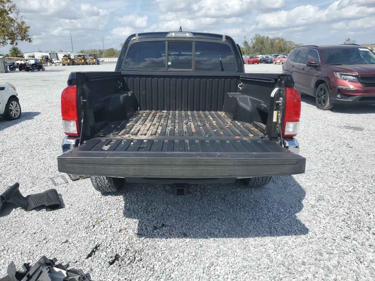 2017 TOYOTA TACOMA DOU - Фото 6